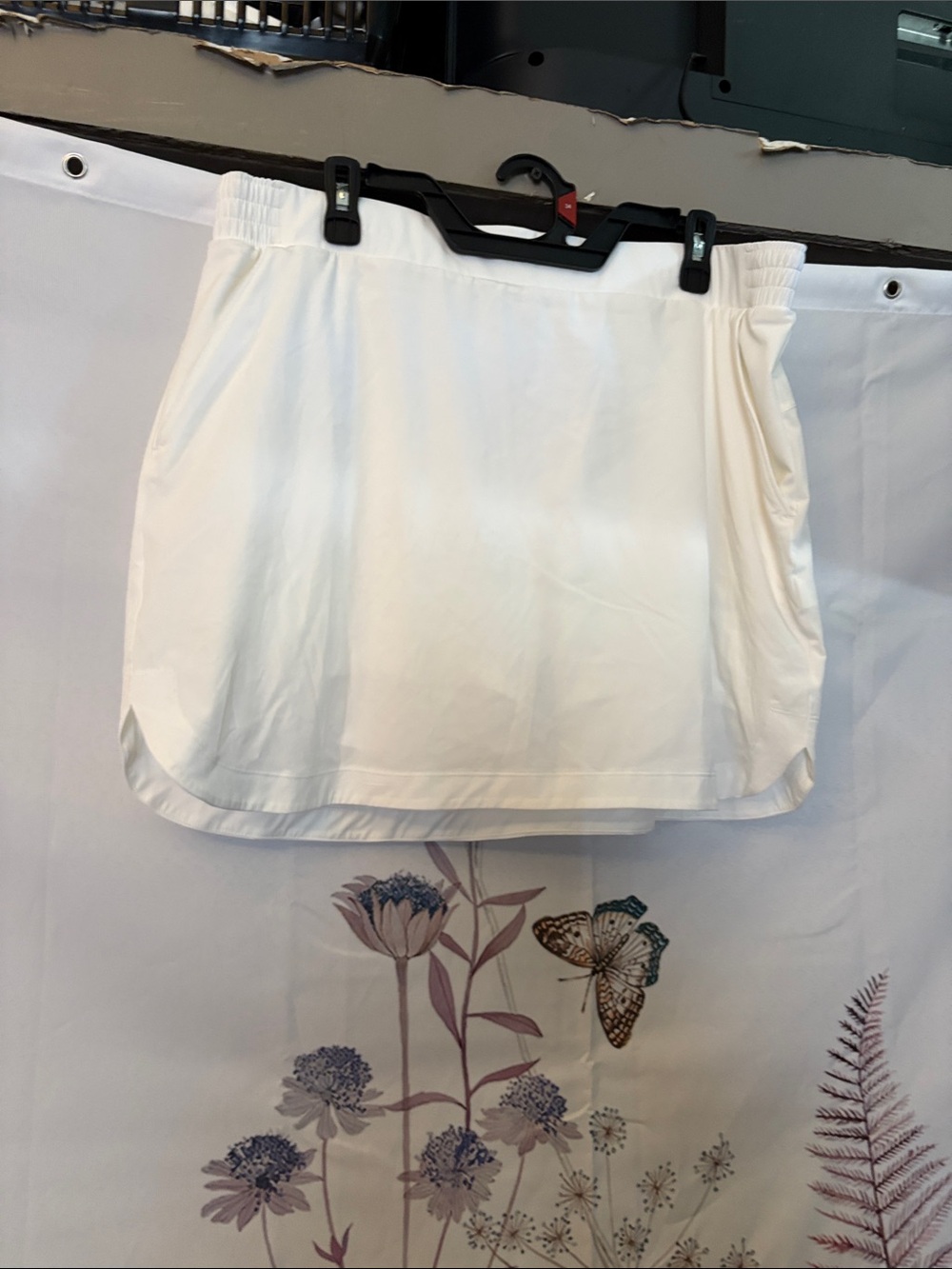 Women’s White Performance Skort with Built-In Shorts